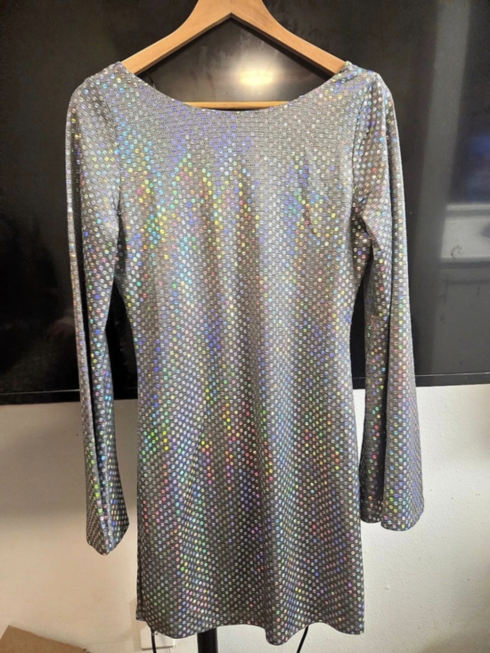 Thirty Thirty LA Party Silver Sequin Backless Bell Sleeve Sexy Mini Dress Sz L